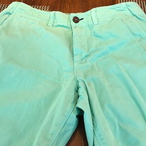 American eagle Mens 32 (9 inch) dress shorts!!